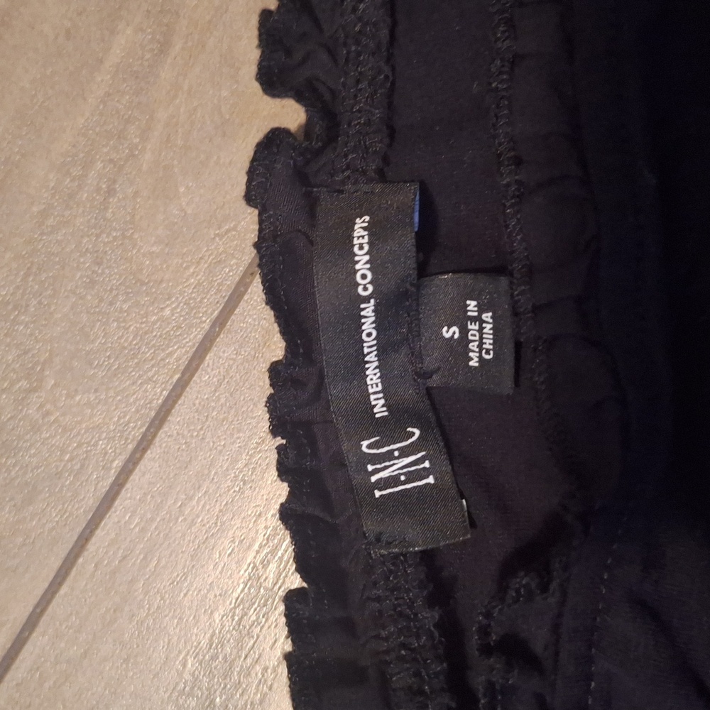 Embroiderd Top - Picture 3 of 9
